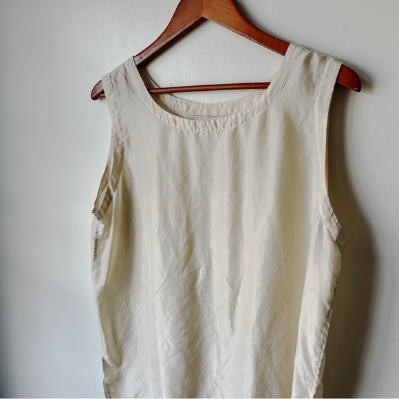 Vintage 90's Fiji Sport 100% Silk Beige Sleeveless Blouse Women's Size M - Picture 3 of 5